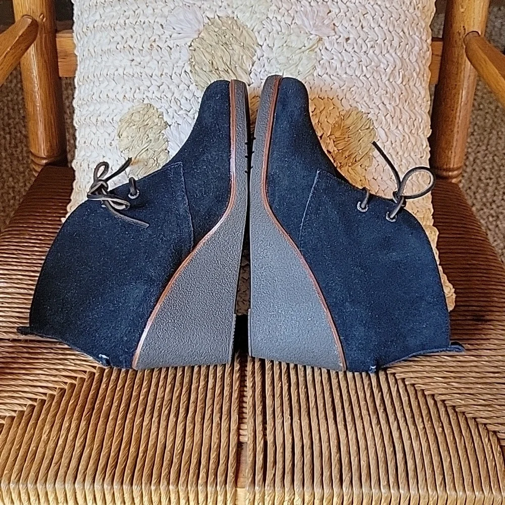 Sperry suede Harlow wedges, black, size 9M